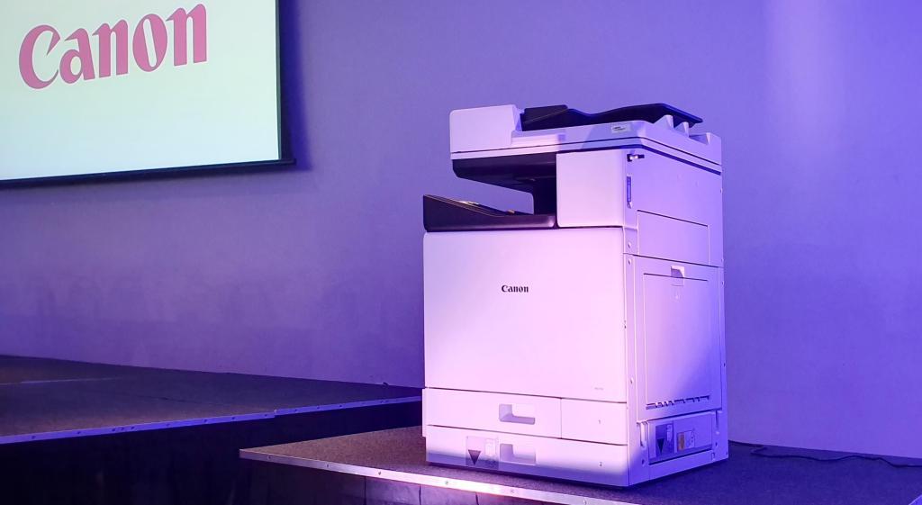 Público vê WG7200 da Canon pela primeira vez em evento