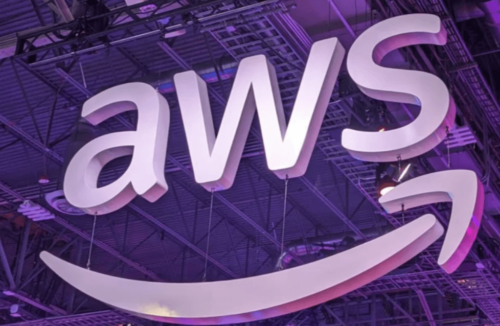 AWS inaugura GenAI Loft em São Paulo para acelerar inovação em startups