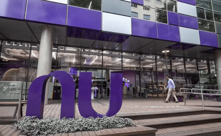 Nubank expande capital de giro em 150% e emite 1 milhão de cartões PJ