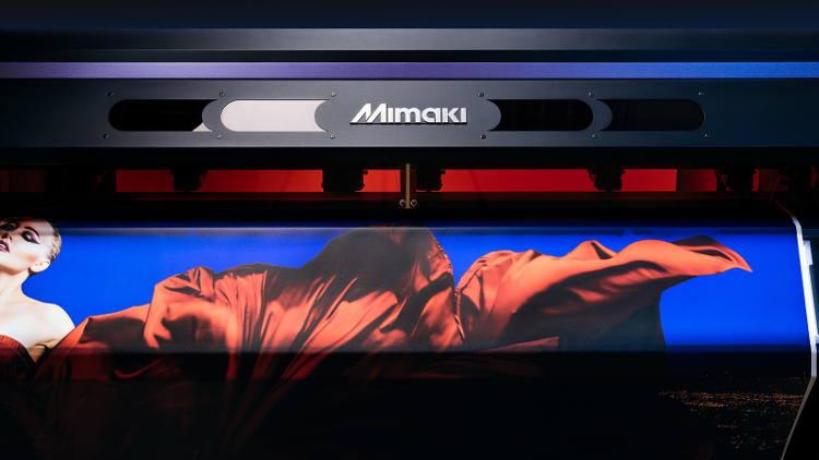 Hybrid estreia nova tecnologia Mimaki em feira na Europa 