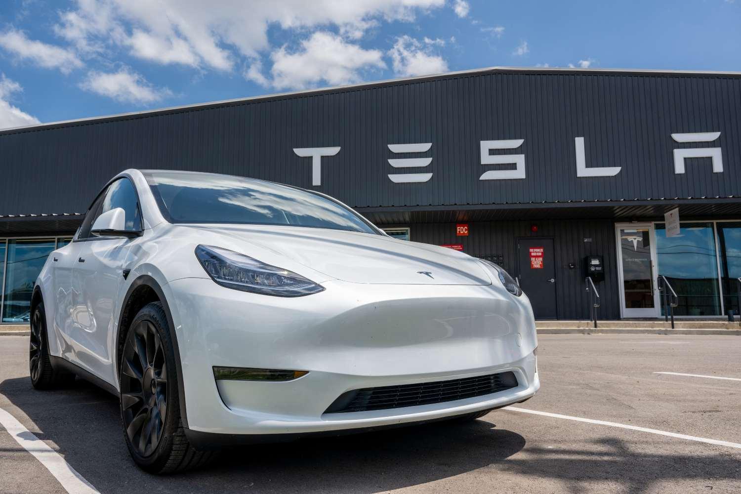 Tesla alcança lucro por ação de 22% acima do esperado e surpreendente rompe sequência de resultados fracos