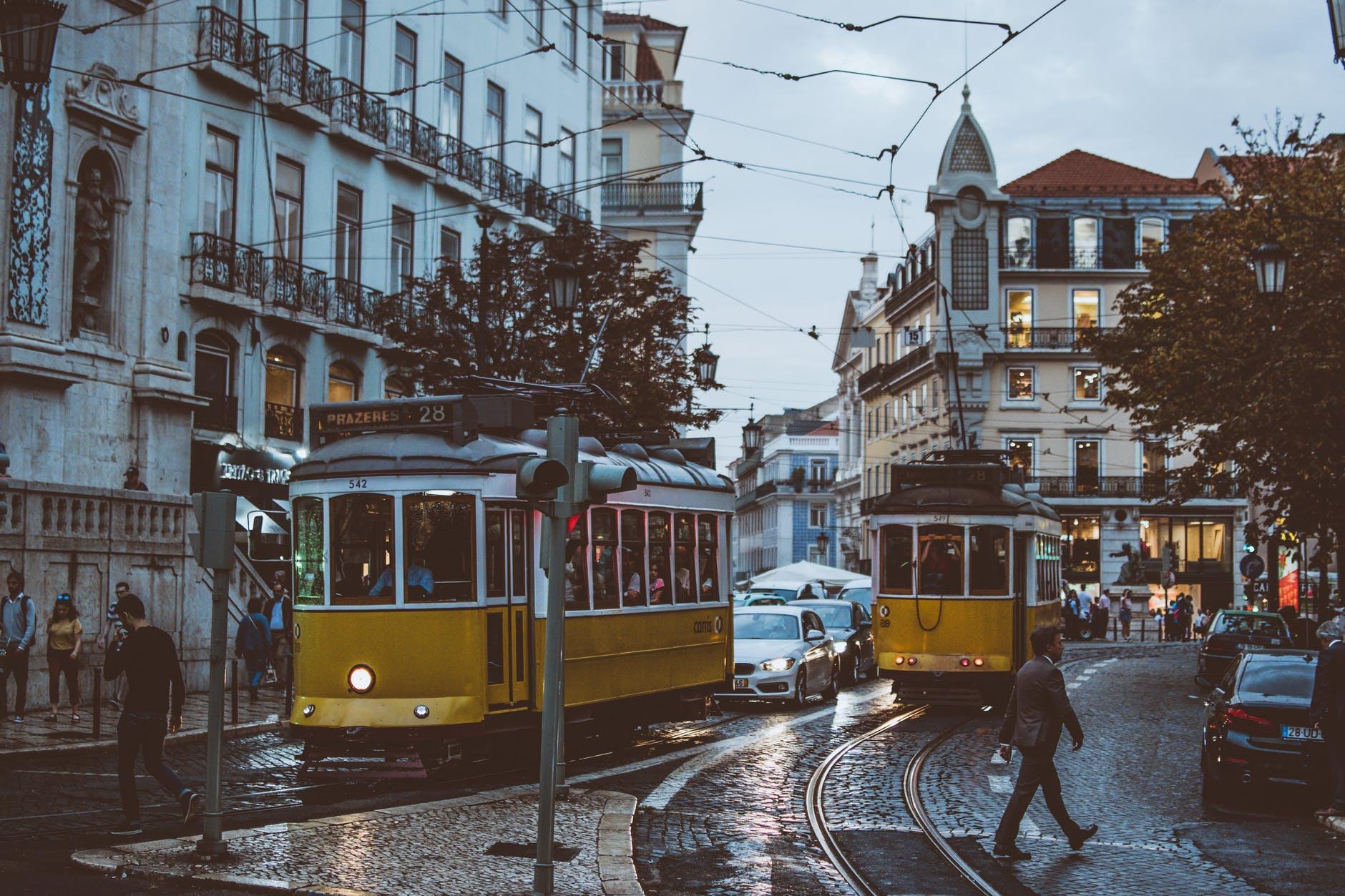 Agora também em Portugal