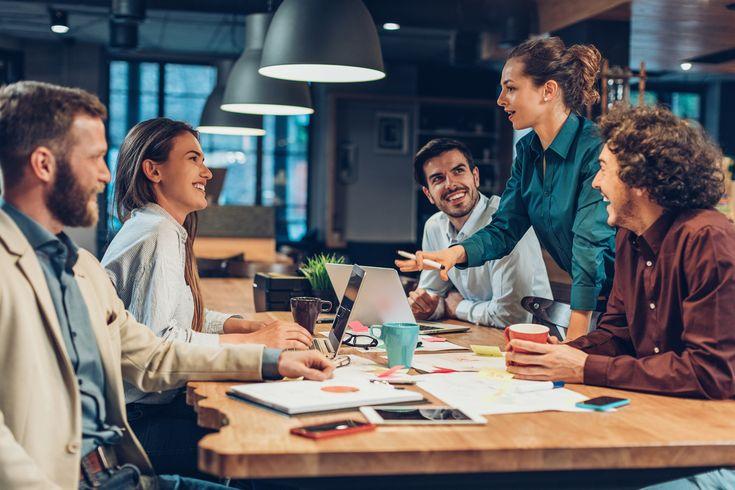 Comunicação empresarial humanizada: como a personalização aumenta a influência digital