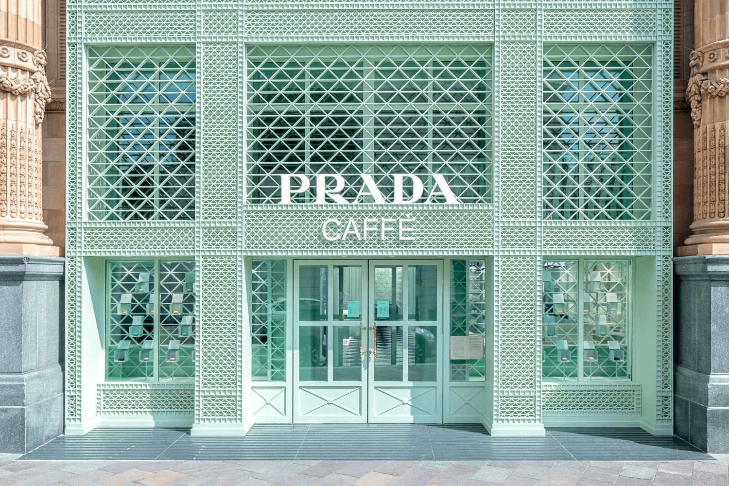 Prada: inteligência artificial revolucionando a perfumaria de luxo